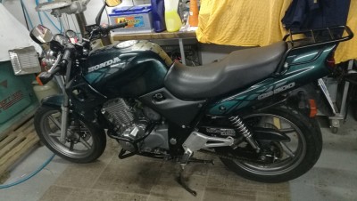 CB500 fertig.jpg